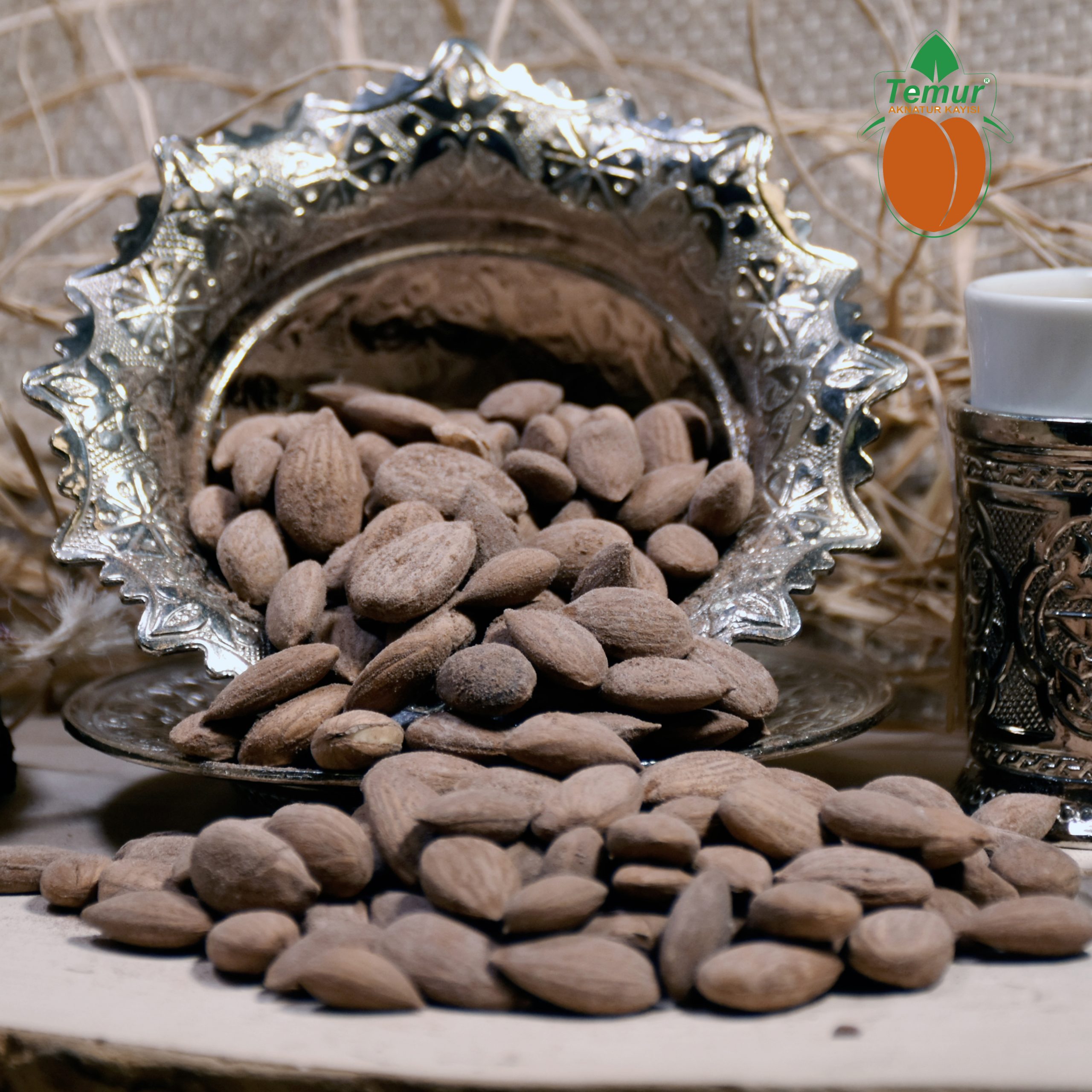 Kavrulmuş Tuzlu Gün Kurusu Çekirdeği (1kg)